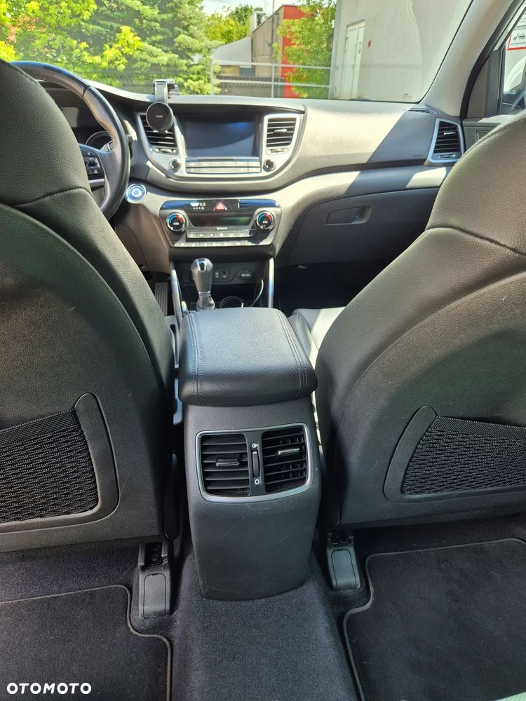 Hyundai Tucson blue 1.7 CRDi 2WD DCT Premium - 22