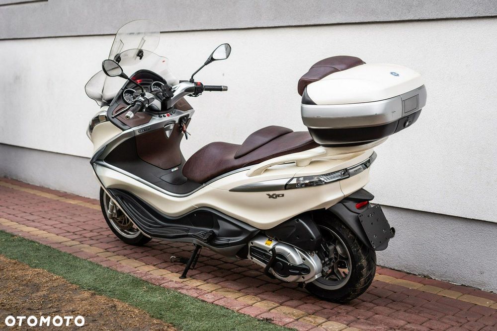 Piaggio X10 - 5