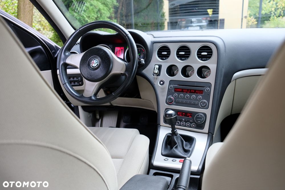 Alfa Romeo 159 - 8
