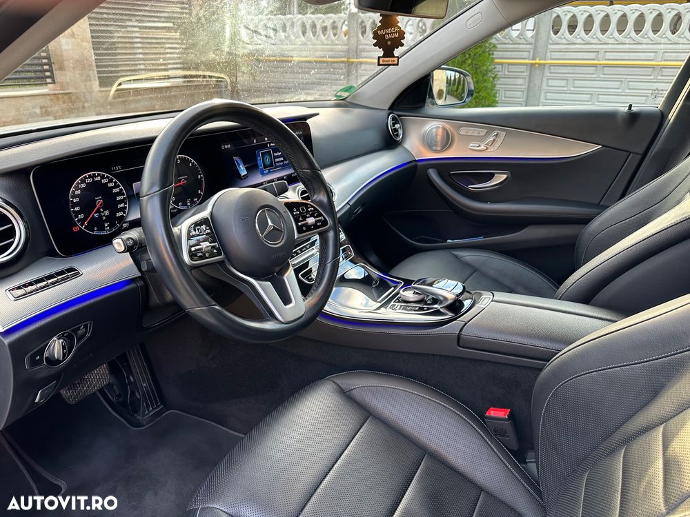 Mercedes-Benz E 220 d 4Matic 9G-TRONIC Exclusive - 14