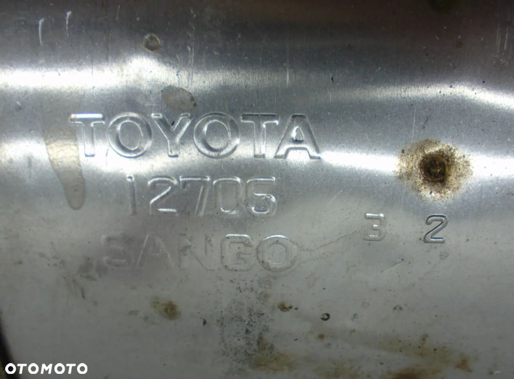 Toyota Corolla Verso D4D Tłumik 2.0D - 7