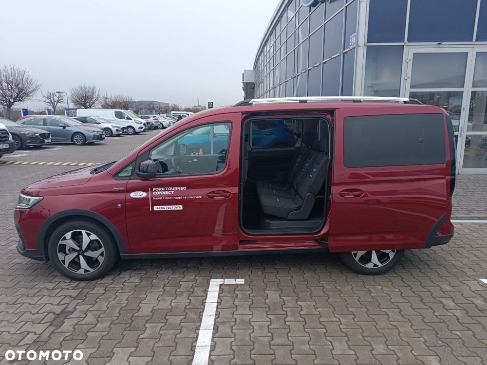 Ford Tourneo Connect Grand - 24