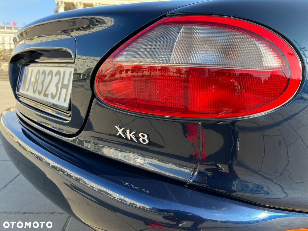 Jaguar XK8 - 18