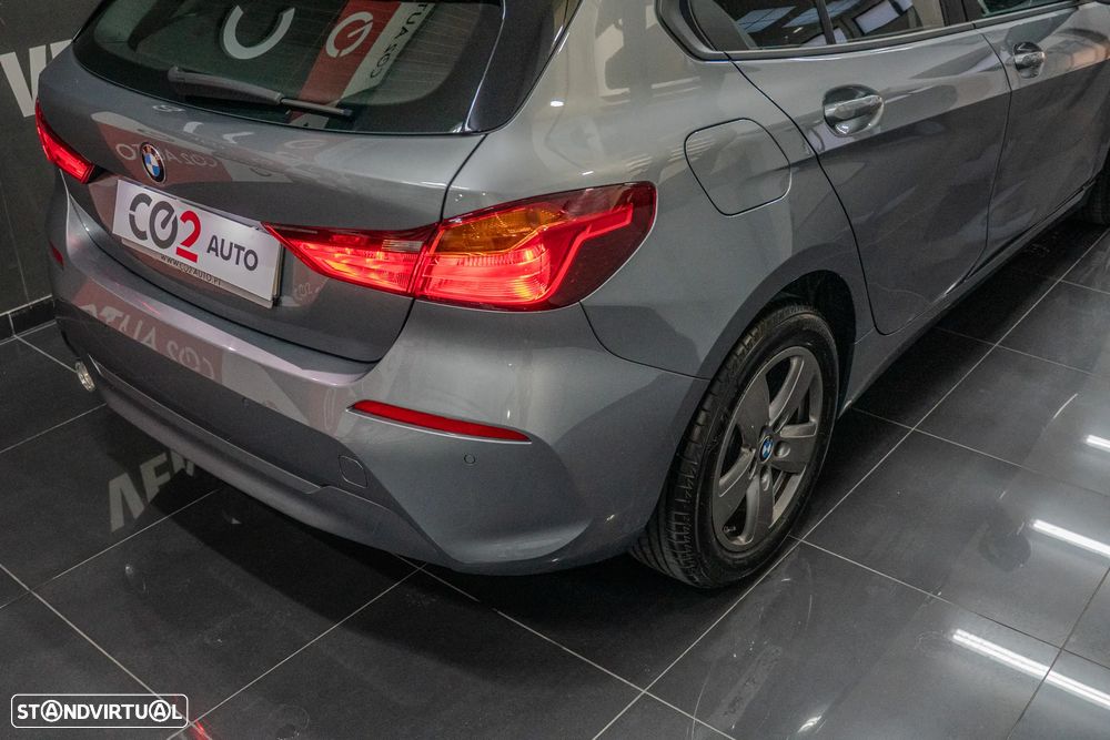 BMW 116 i Aut. Advantage - 8