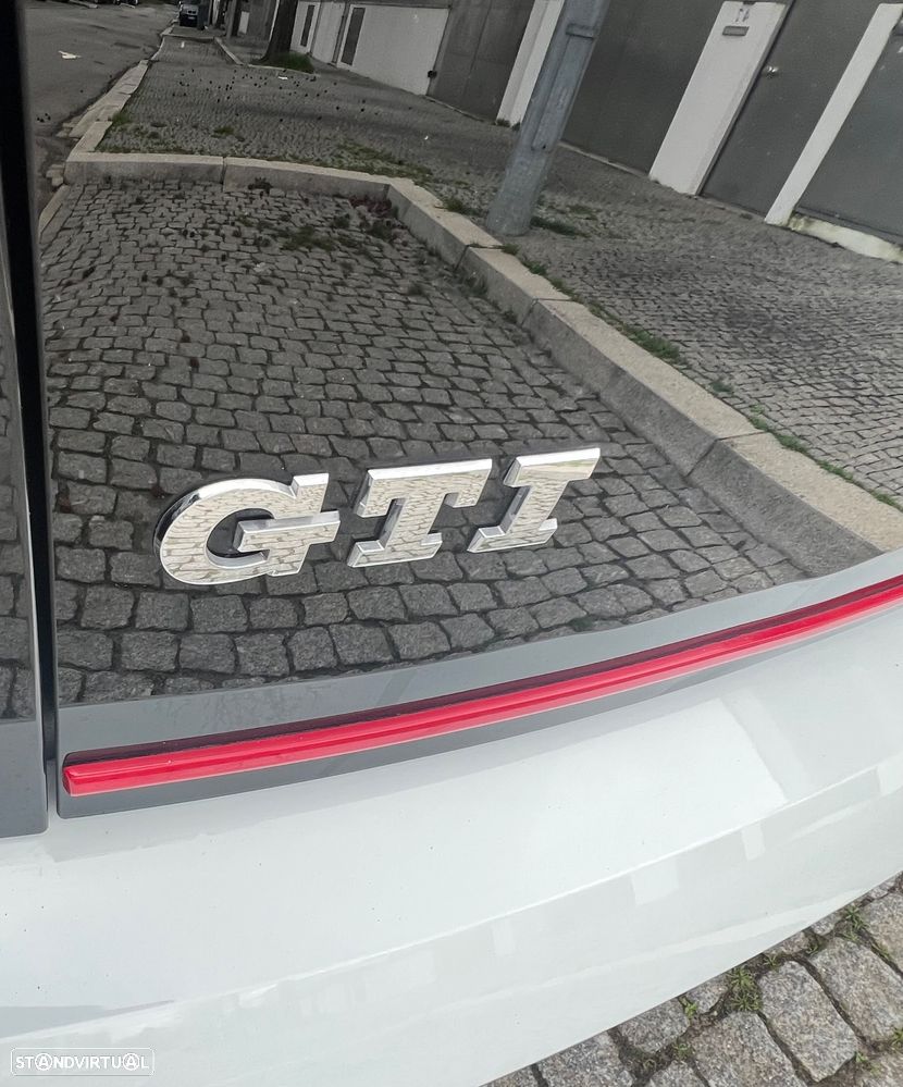 VW Up! GTI - 27