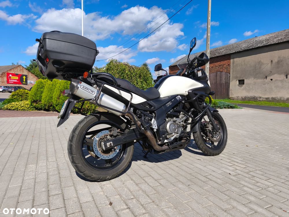 Suzuki V-STROM - 3