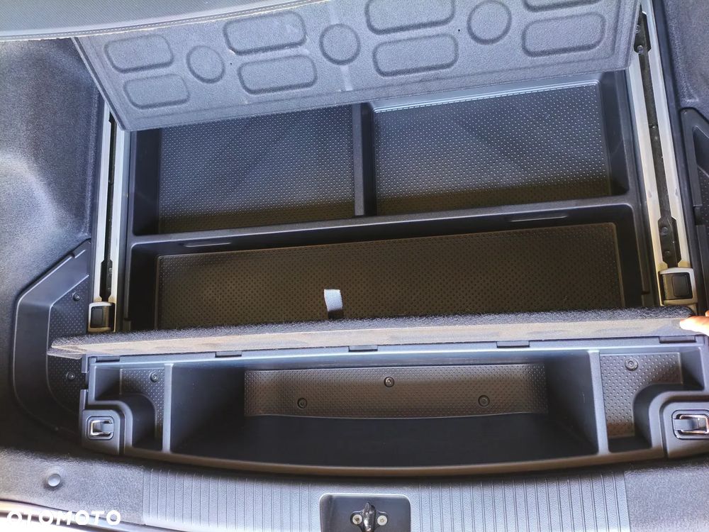 Kia Ceed 1.6 GDI L Business Line - 37