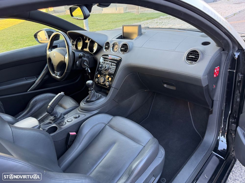 Peugeot RCZ 1.6 155 THP Onyx - 39