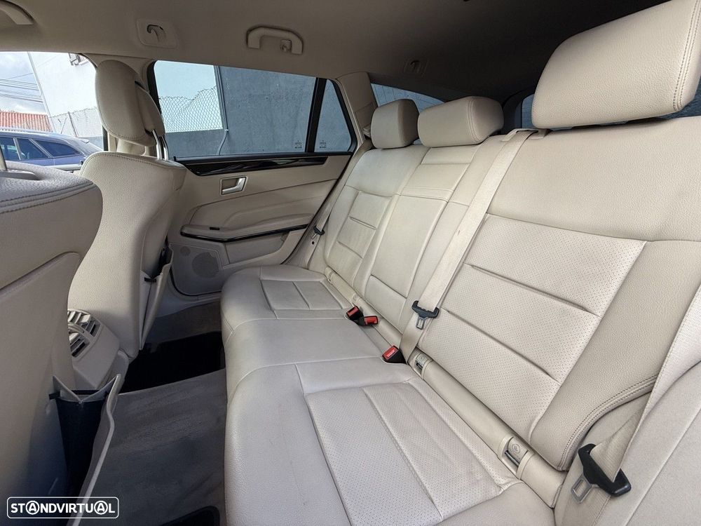 Mercedes-Benz E 300 Bluetec Hybrid Avantgarde - 3