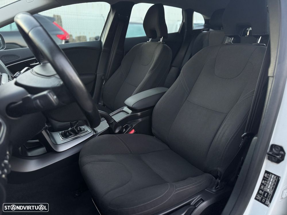 Volvo V40 1.6 D2 Eco Kinetic - 18