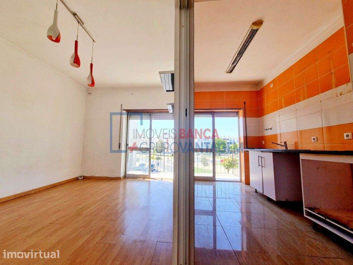 Apartamento T1 à venda na Moita