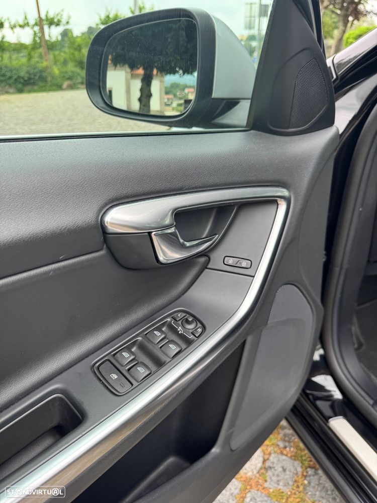 Volvo S60 2.0 D4 R-Design Geartronic - 15