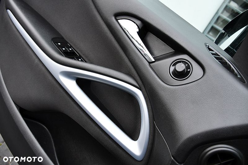 Opel Zafira Tourer 1.4 Turbo Sport - 16