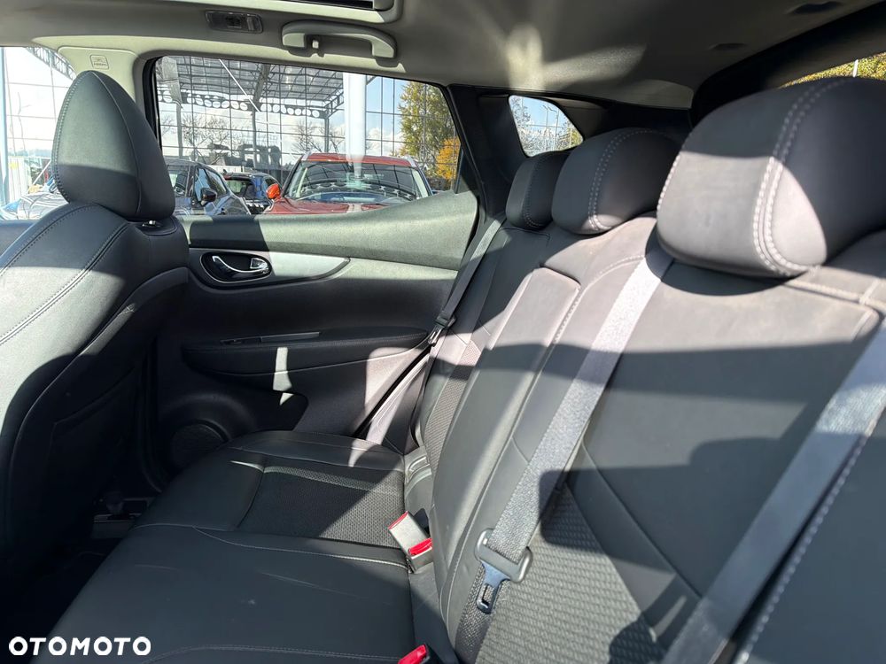 Nissan Qashqai 1.3 DIG-T Tekna - 14