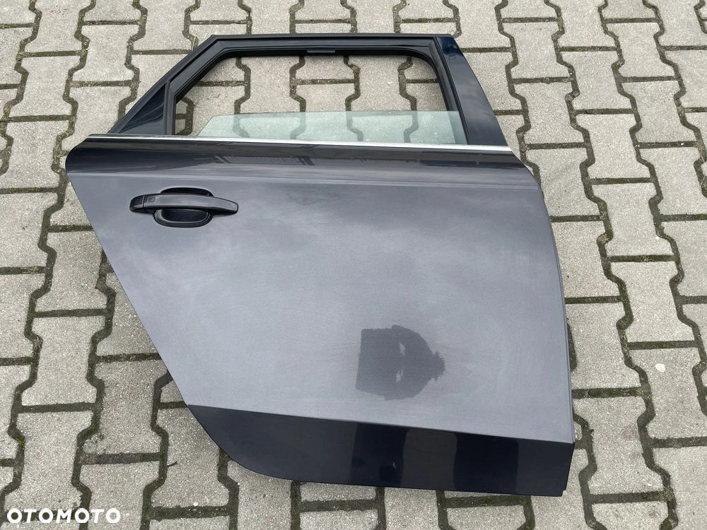 Audi A4 B8 Avant drzwi tył tylne prawe LZ7L. - 1