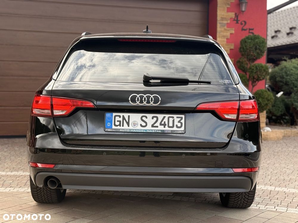 Audi A4 Avant - 13