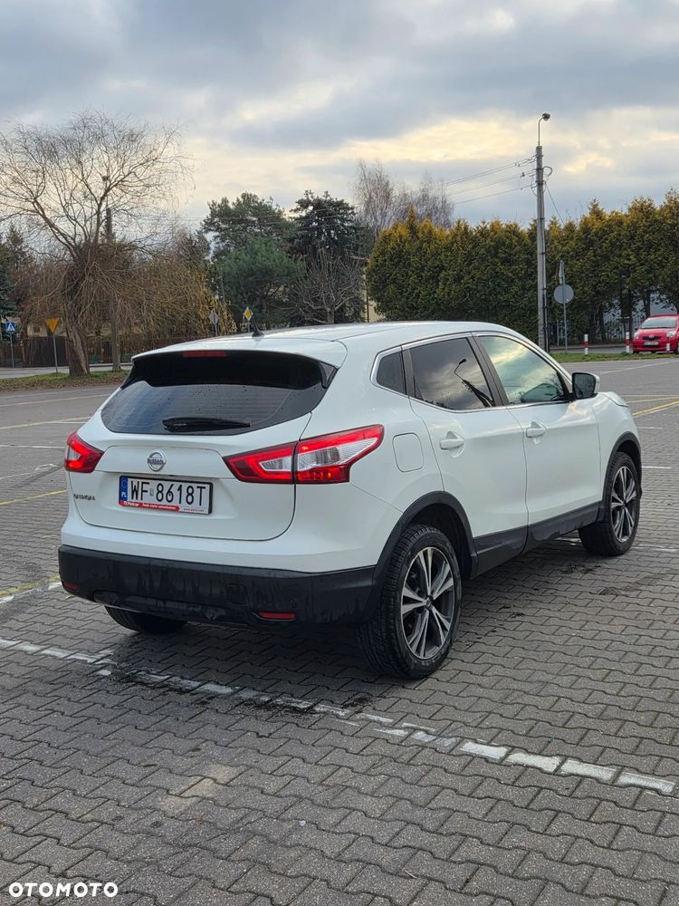 Nissan Qashqai 1.2 DIG-T N-Connecta EU6 - 6