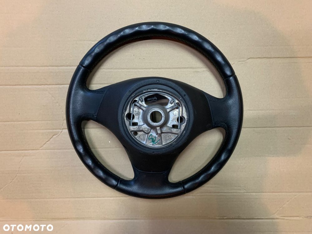 6795565 kierownica skóra bmw 1 , 3 , x1 e84 e81 e82 e87 e90 e91 e92 - 2