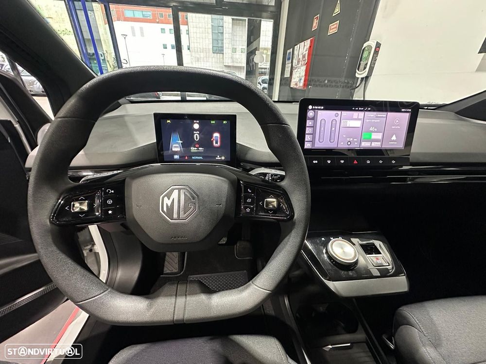 MG MG4 51 kWh Standard - 34