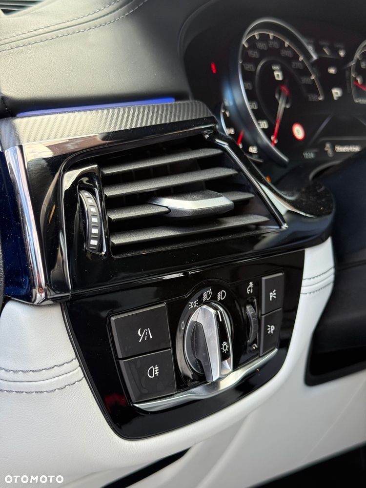BMW M5 Standard - 12