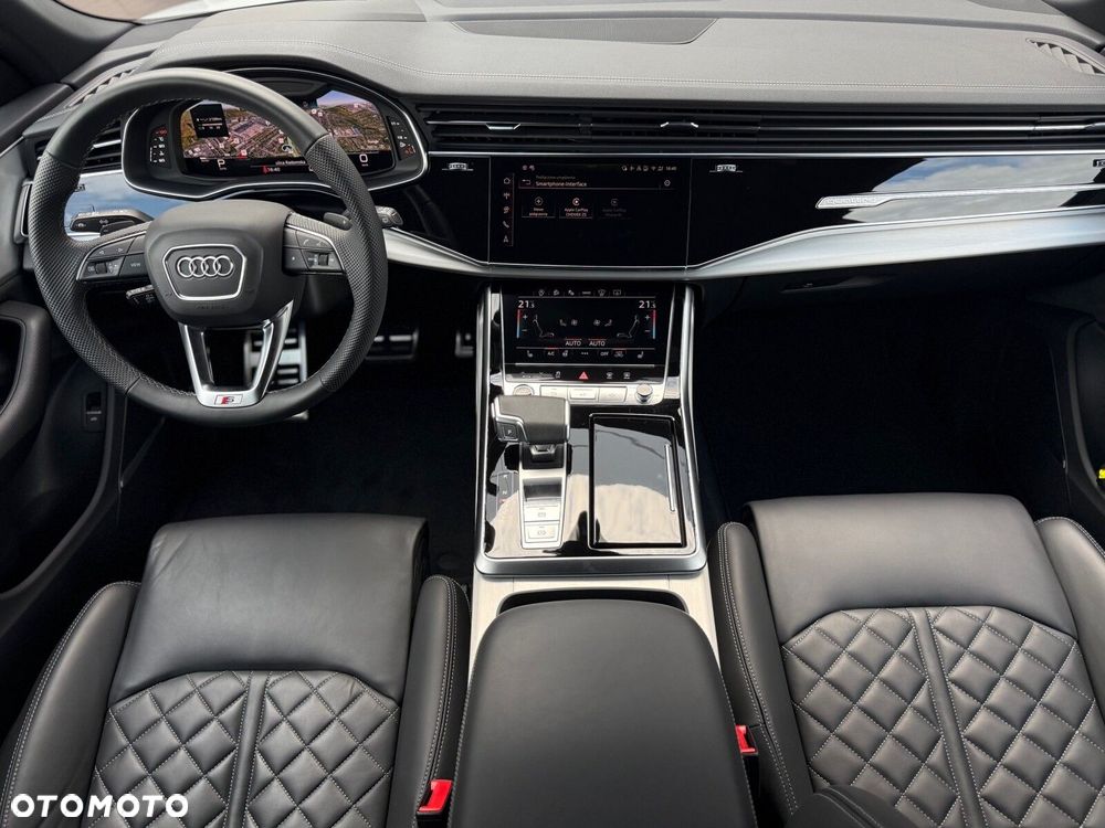 Audi Q8 - 12