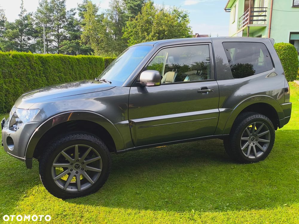 Mitsubishi Pajero 3.2 DI-D Intense - 4