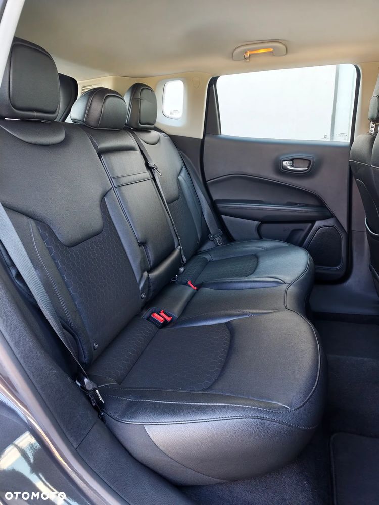 Jeep Compass 1.6 MJD Limited FWD S&S - 25