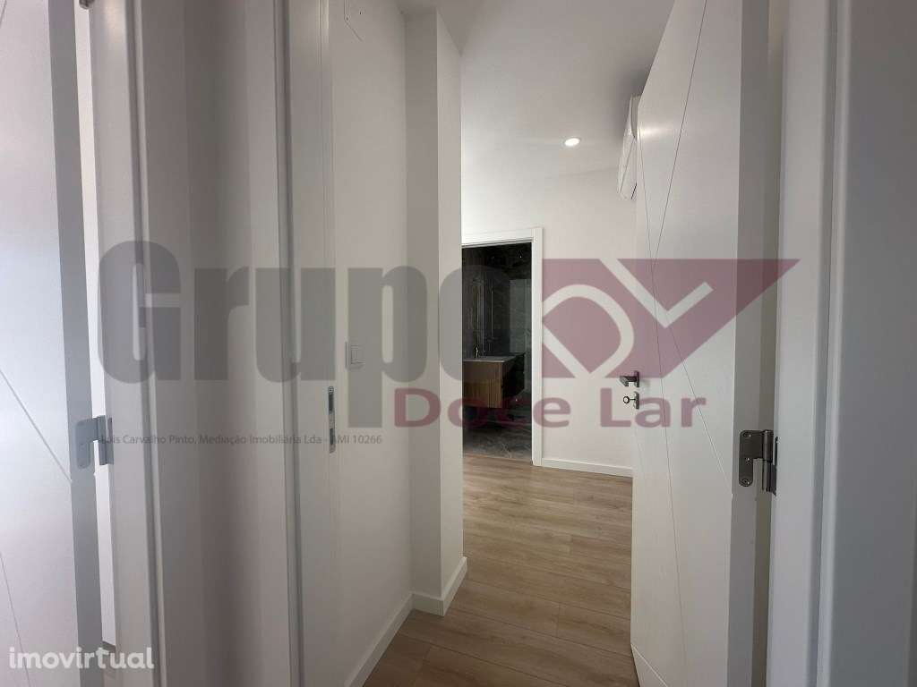 Moradia Isolada Térrea V4 em Construção - Quinta do Anjo - Grande imagem: 5/18