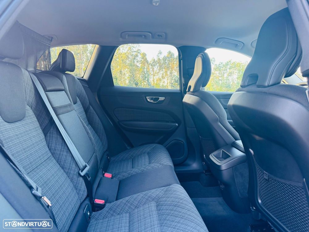 Volvo XC 60 2.0 B4 Inscription Geartronic - 56