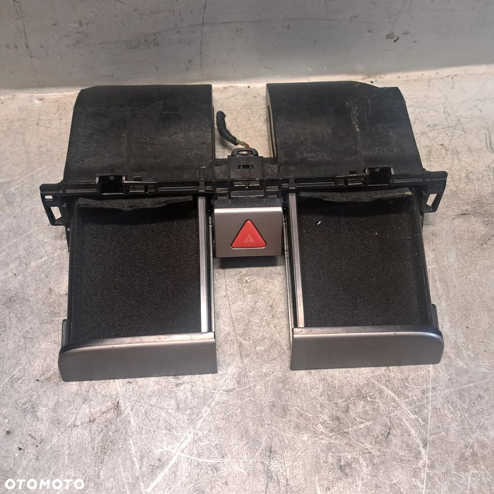 VW PASSAT B6 KOMBI SEDAN CC SZUFLADKI SCHOWEK KIESZONKA 3C0 858 407 EUROPA - 3