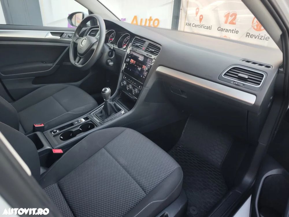 Volkswagen Golf 1.0 TSI Comfortline - 9