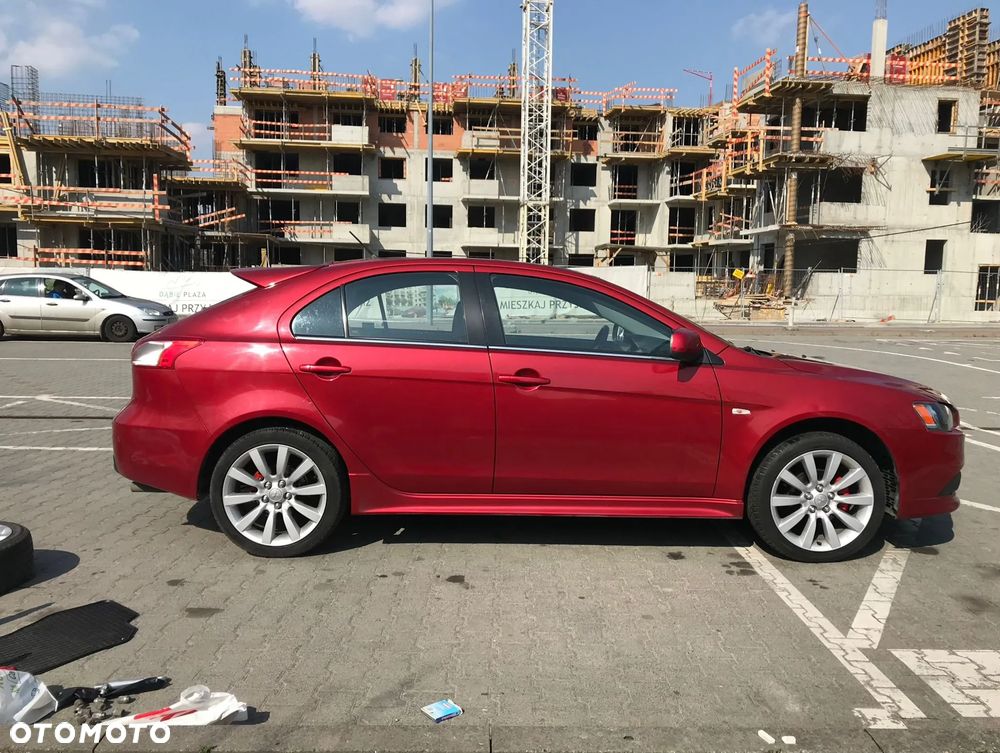 Mitsubishi Lancer 1.8 Invite - 4