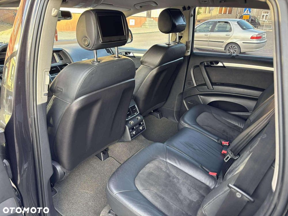 Audi Q7 - 9