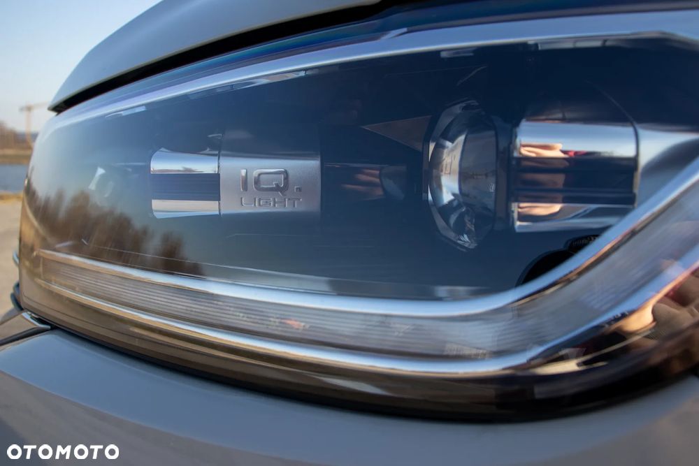 Volkswagen T-Roc 1.5 TSI Style DSG - 9