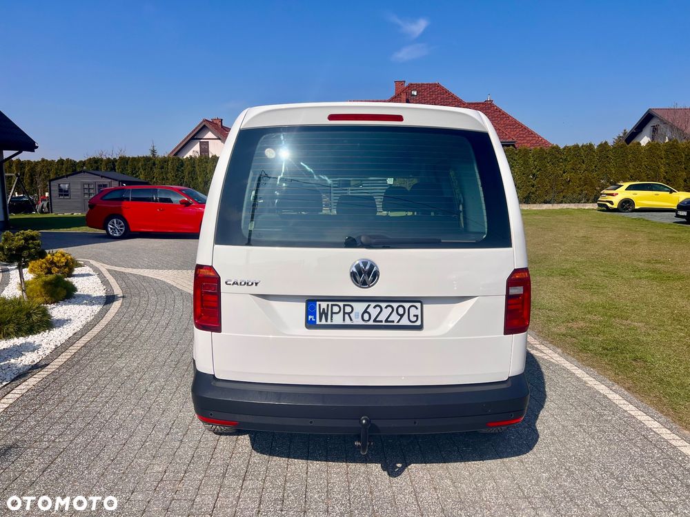 Volkswagen Caddy 2.0 TDI Comfortline - 23
