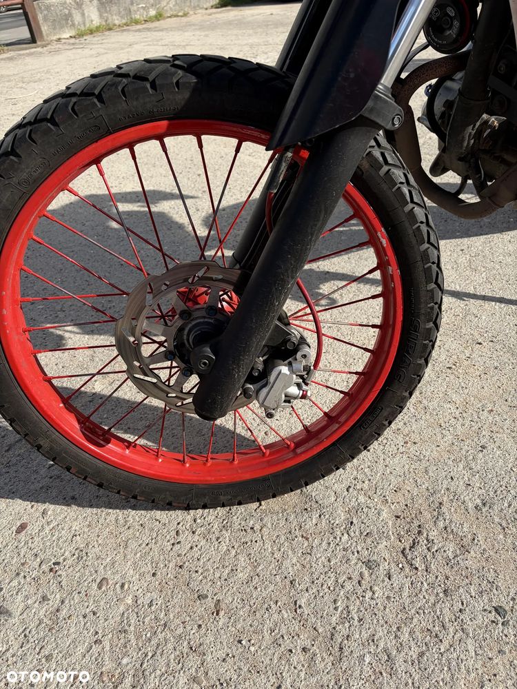 Yamaha WR - 11