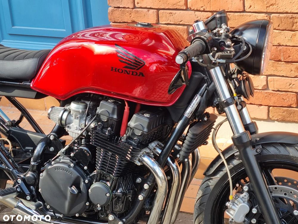 Honda CB - 8