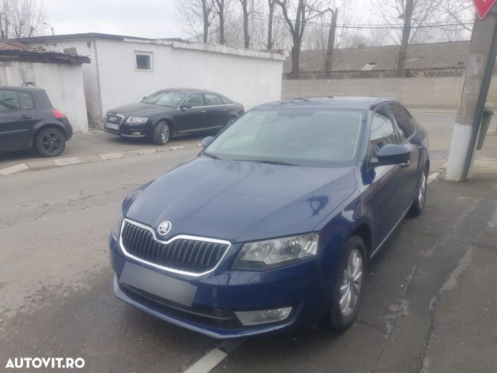 Skoda Octavia 1.6 TDI AMBITION - 14