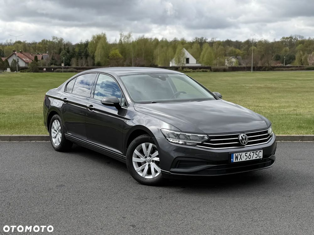 Volkswagen Passat 1.5 TSI EVO Business DSG - 1