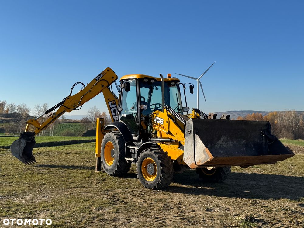 JCB 3CX / KOPARKO-ŁADOWARKA / 2019 ROK / 4200 MTH / KLIMATYZACJA / SPROWADZONA - 17