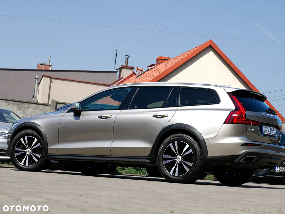 Volvo V60 Cross Country D4 AWD Geartronic Pro - 30