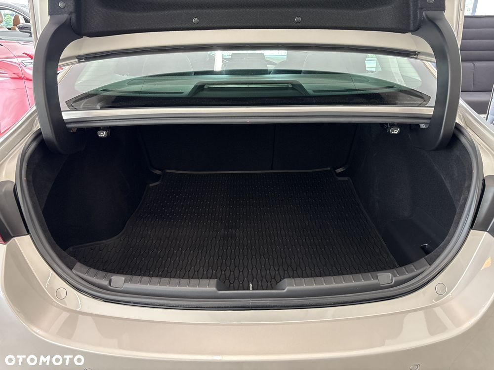 Mazda 3 2.0 mHEV Exclusive-Line - 9
