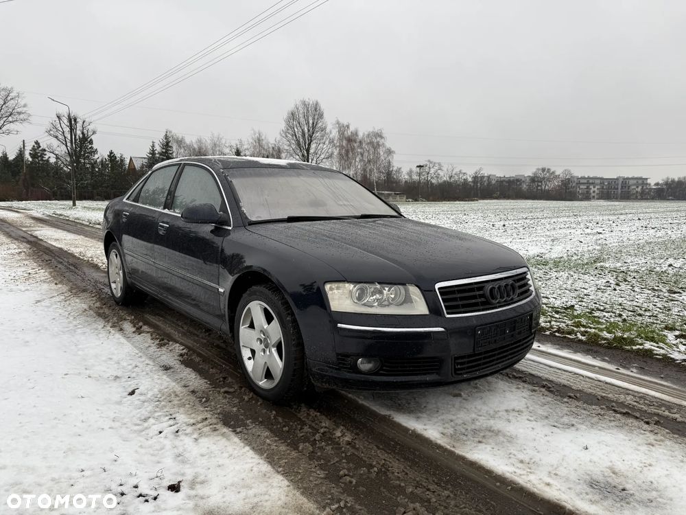 Audi A8 - 1