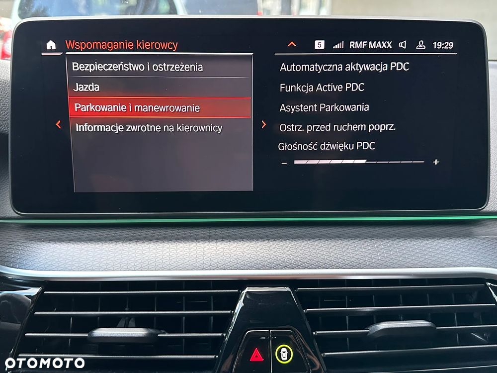 BMW Seria 5 530d xDrive M Sport Edition - 37