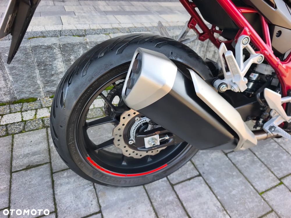 Honda Hornet - 16
