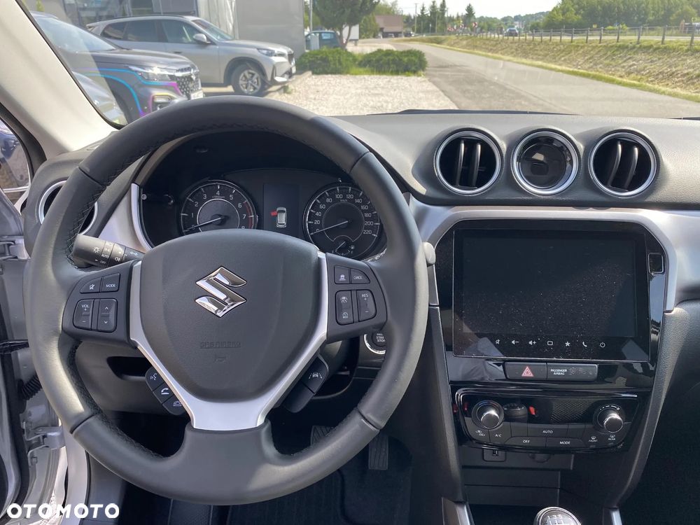 Suzuki Vitara 1.4 Boosterjet mHEV Premium Plus 4WD - 13