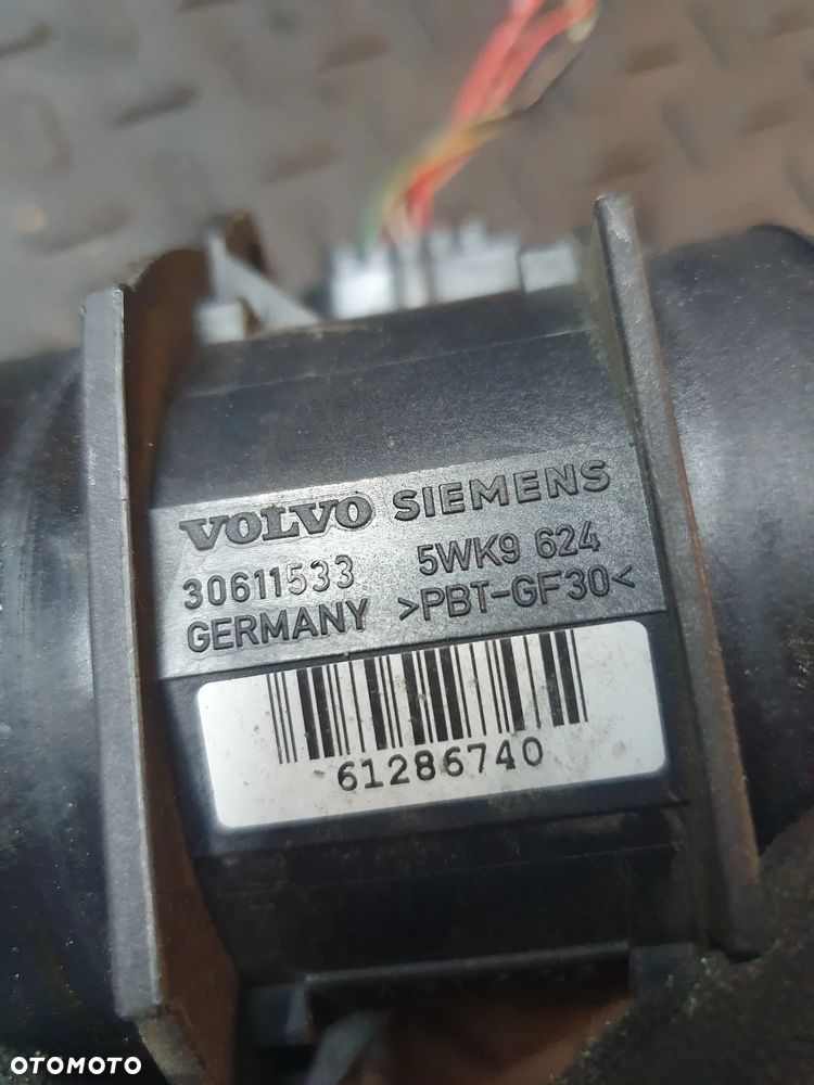 Volvo S40 V40 99-03 1.8 2.0 Przepływomierz 30611533   + WTYCZKA INSTALACJA   5WK9624 - 2