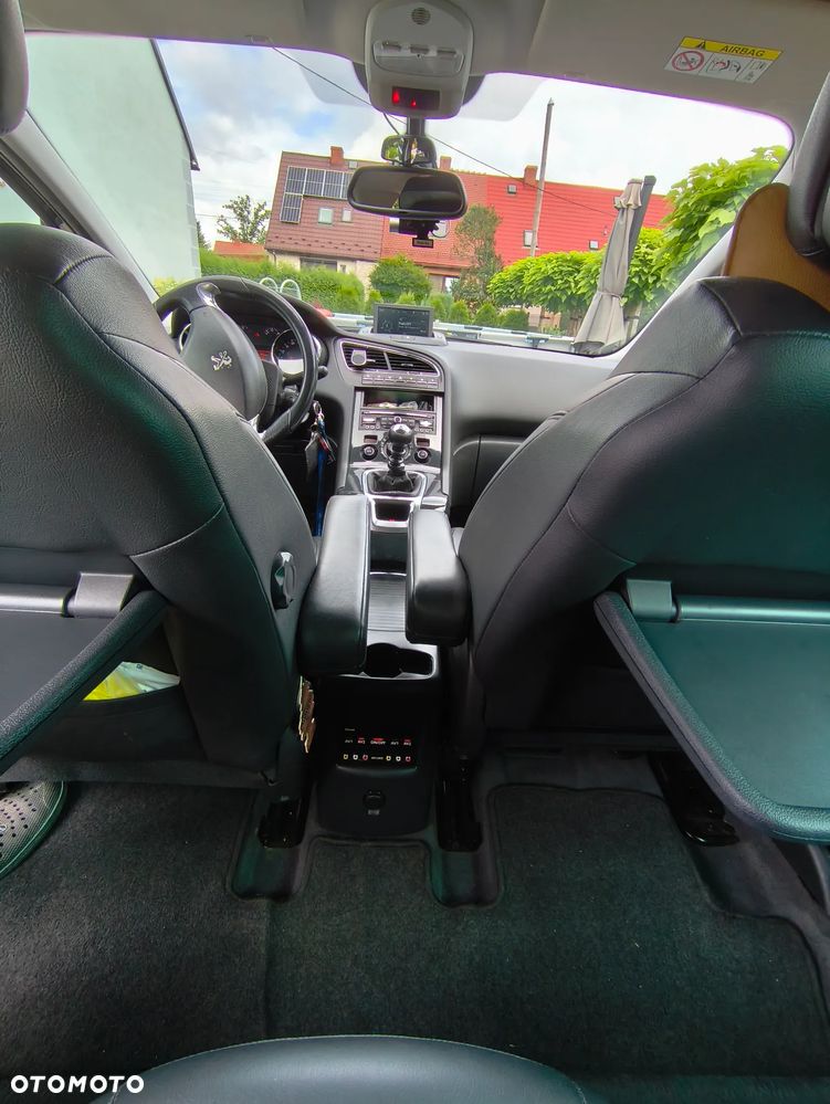 Peugeot 5008 2.0 HDi Allure - 17