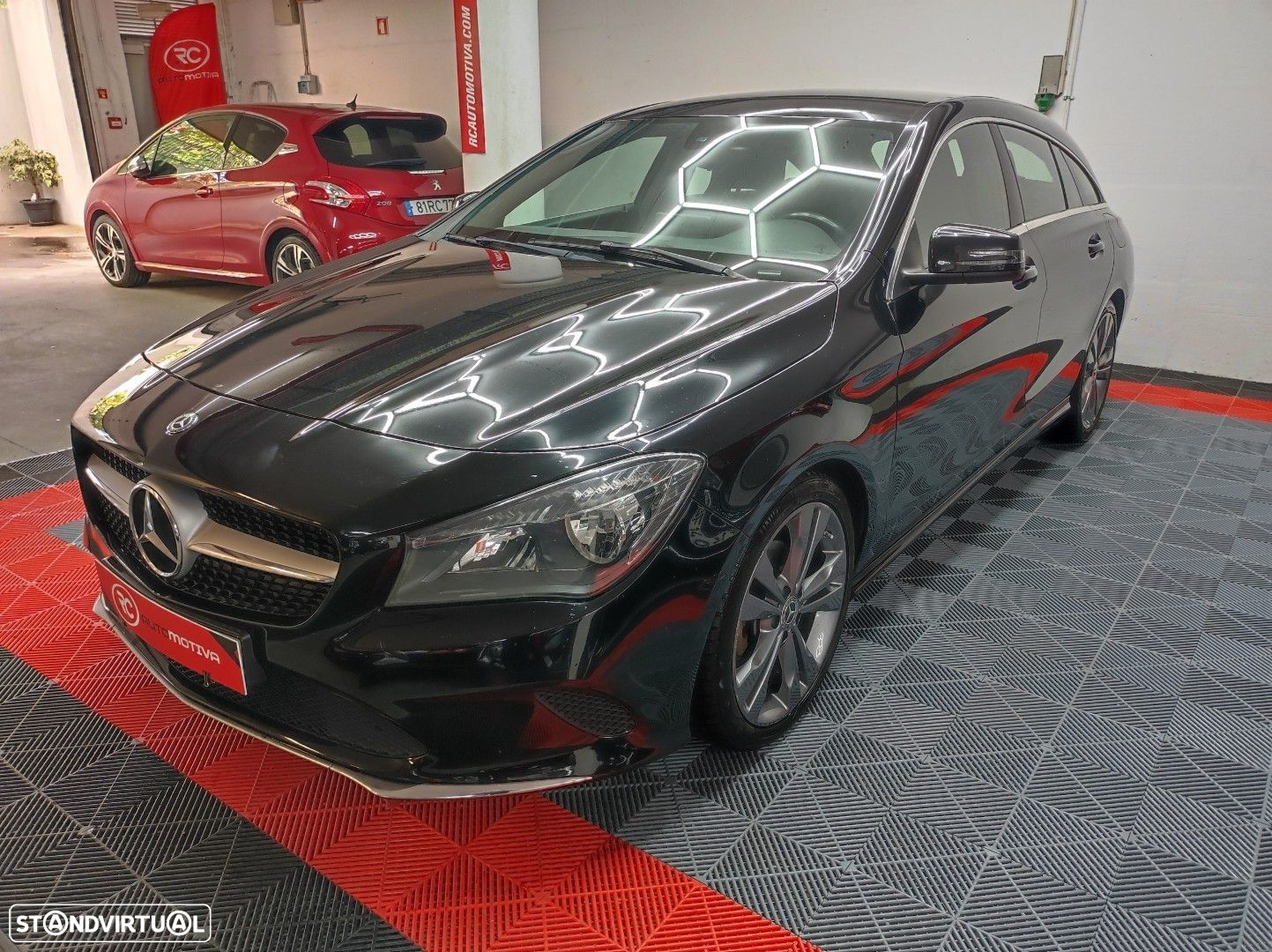 Mercedes-Benz CLA 180 - 2