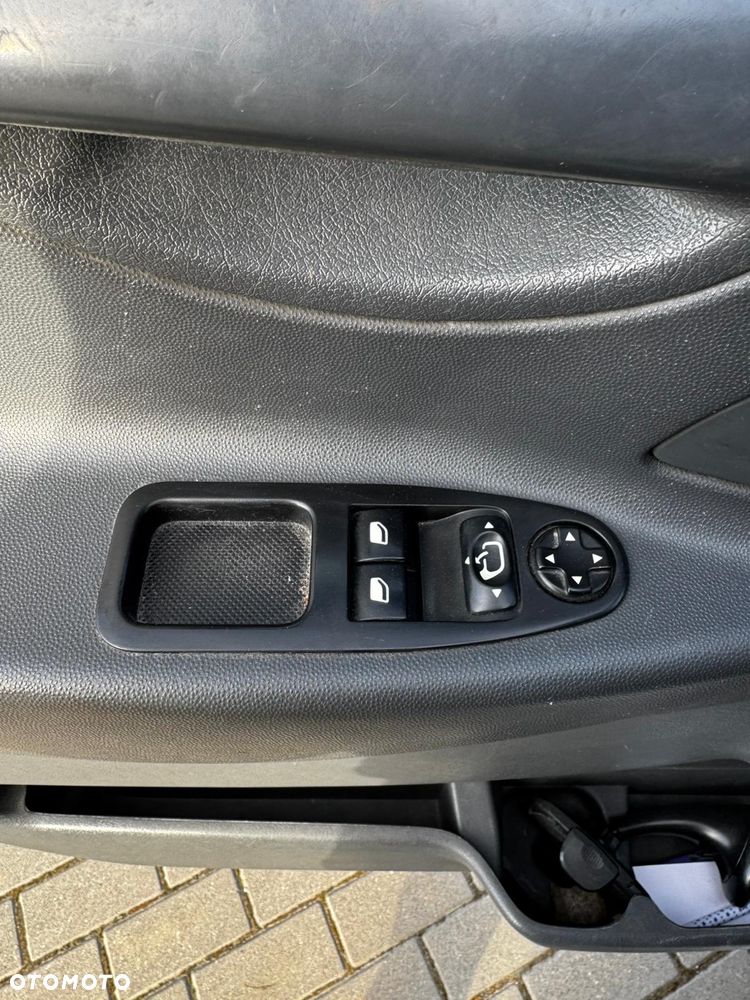 Peugeot Expert L2H1 - 11